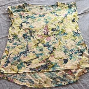 Denver Hayes White Floral Short Sleeve Tee with Blue & Green Accents